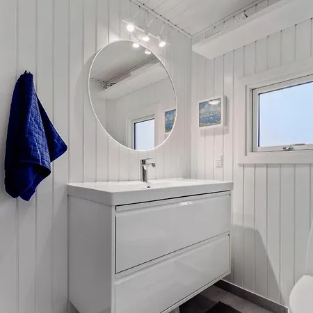 3 Bedroom Lovely In Bjert Prázdninový dům Binderup Strand